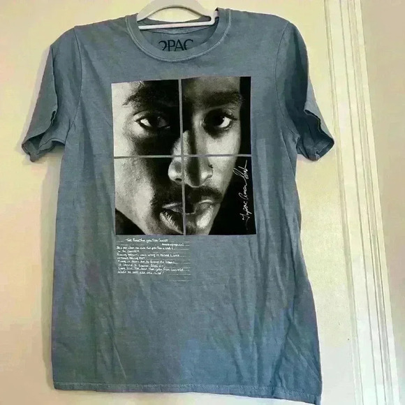 NWOT. Men’s Small Light Blue Tupac Graphic Tee. - Picture 2 of 7
